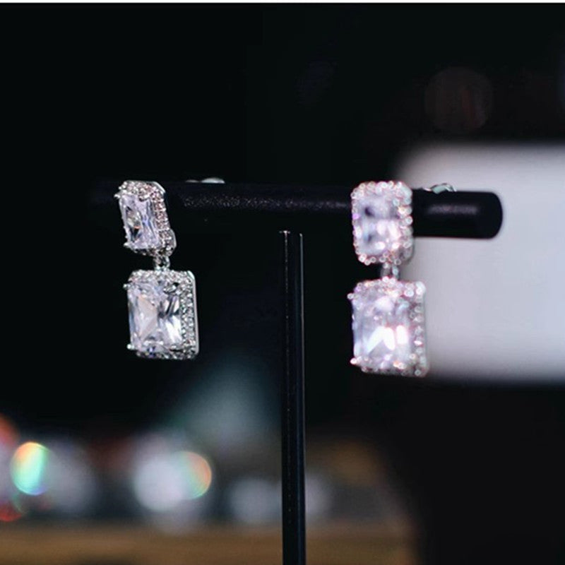 Stunning Earring for Daily Wear