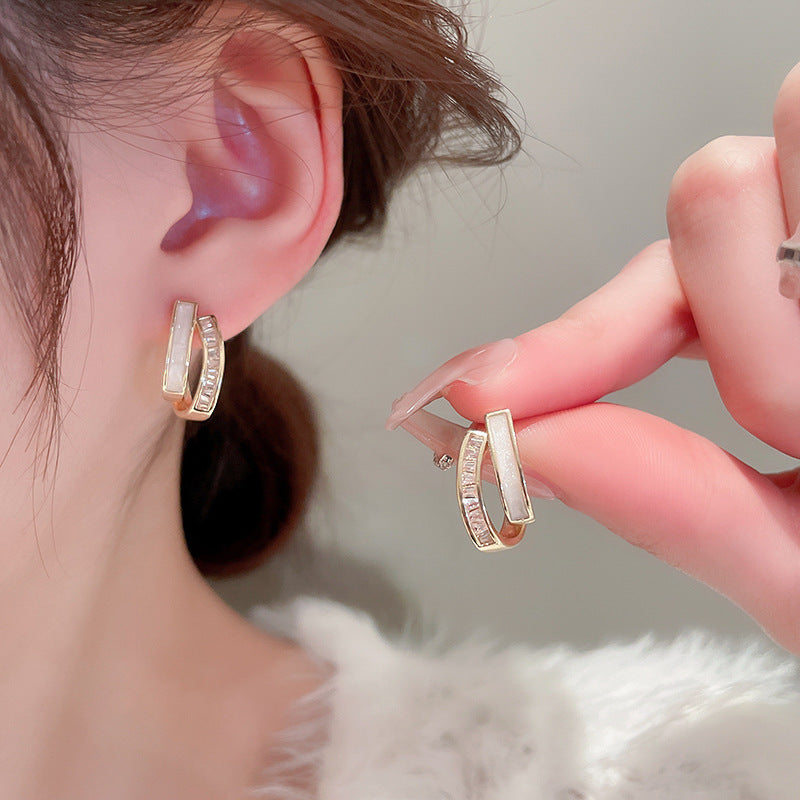 Beautiful Earring with Unique Style
