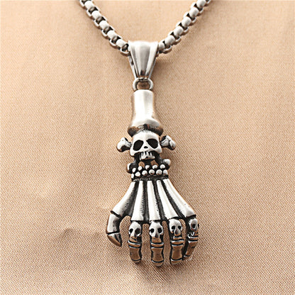 Classic Pendant with Timeless Appeal