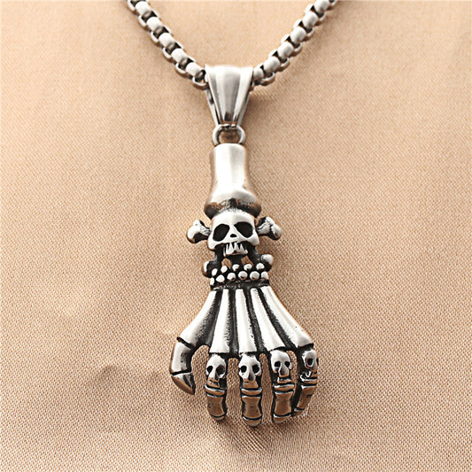 Classic Pendant with Timeless Appeal