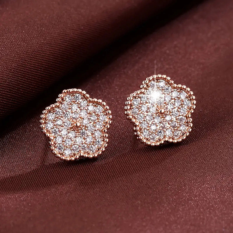 Charming Piece for Any Occasion