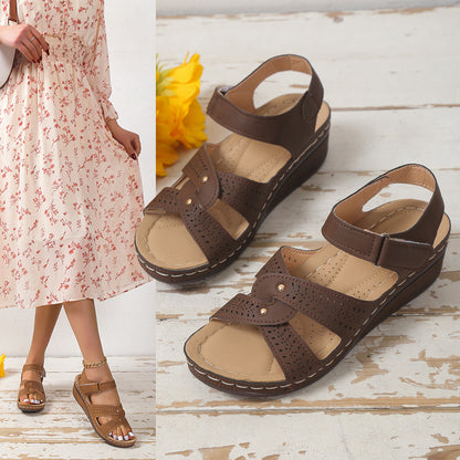 Chic Orthopedic Sandals with Unique Design