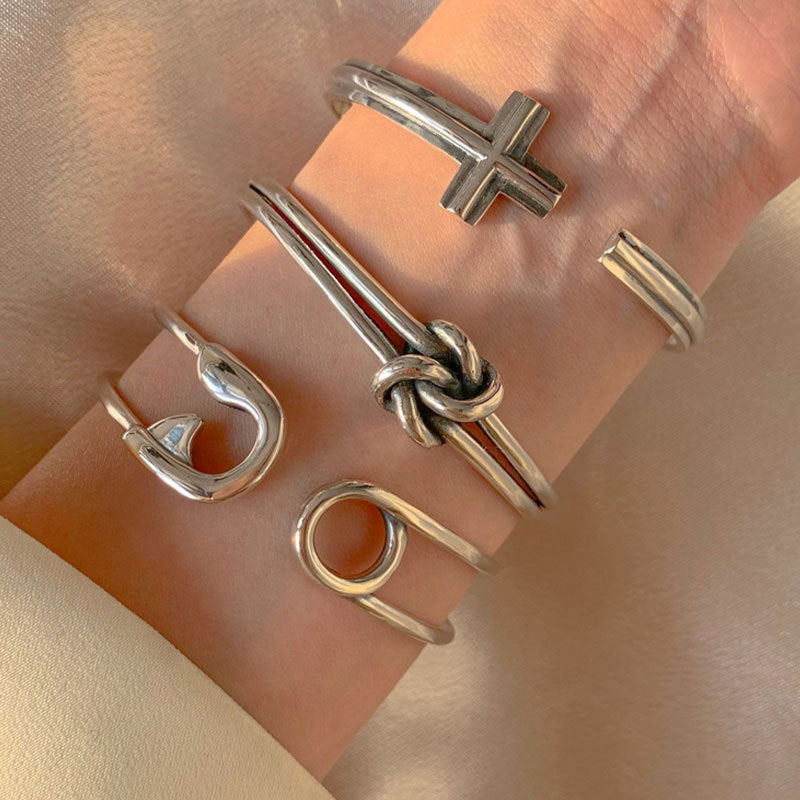 Beautiful Bracelet with Unique Style
