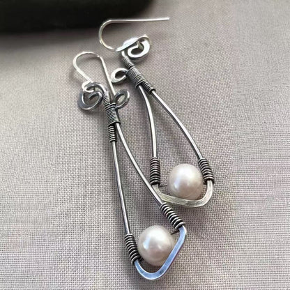Romantic Pearl Earring for Special Moments