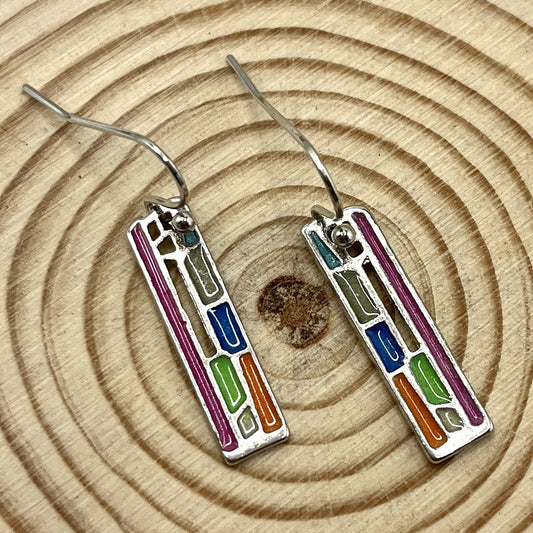 Charming Silver Earring for Any Occasion