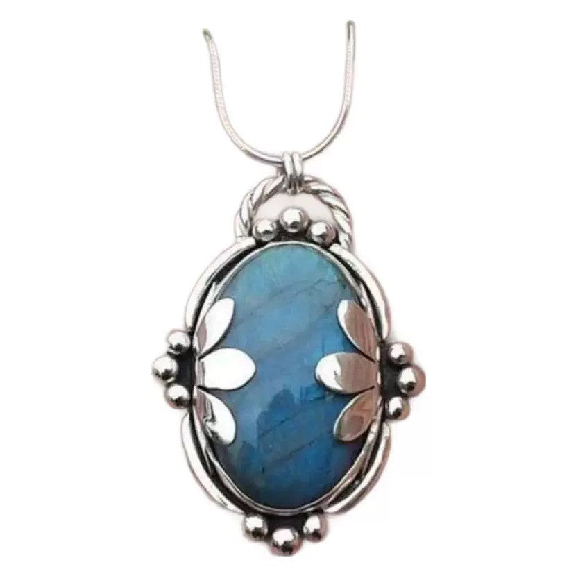 Classic Pendant with Timeless Appeal