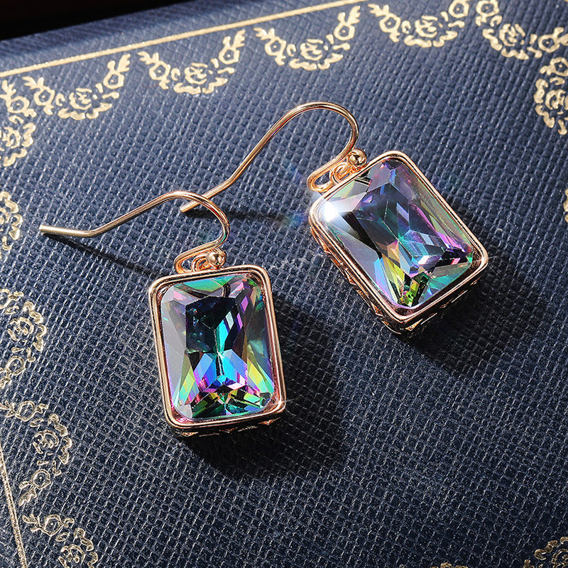 Charming Earring for Any Occasion
