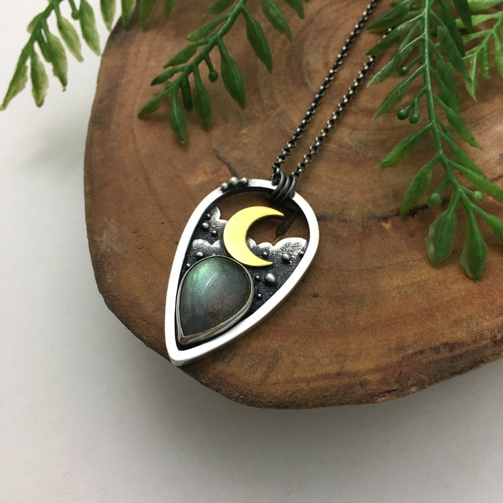 Romantic Necklace for Special Moments