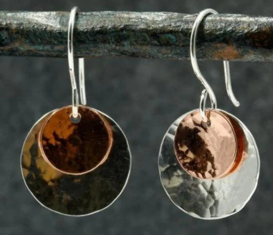 Charming Earring for Any Occasion