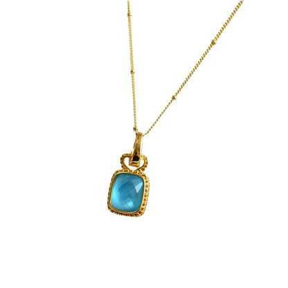 Beautiful Gold Necklace with Unique Style