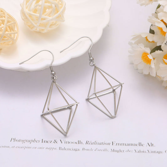 Charming Earring for Any Occasion