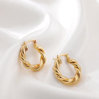 Romantic Earring for Special Moments