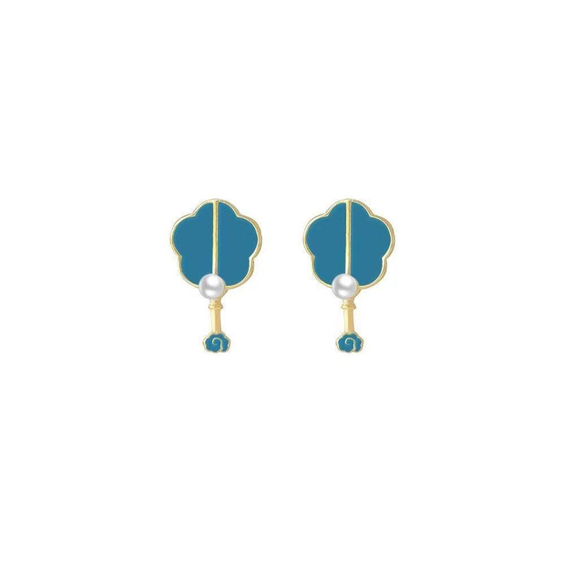 Charming Pearl Piece for Any Occasion