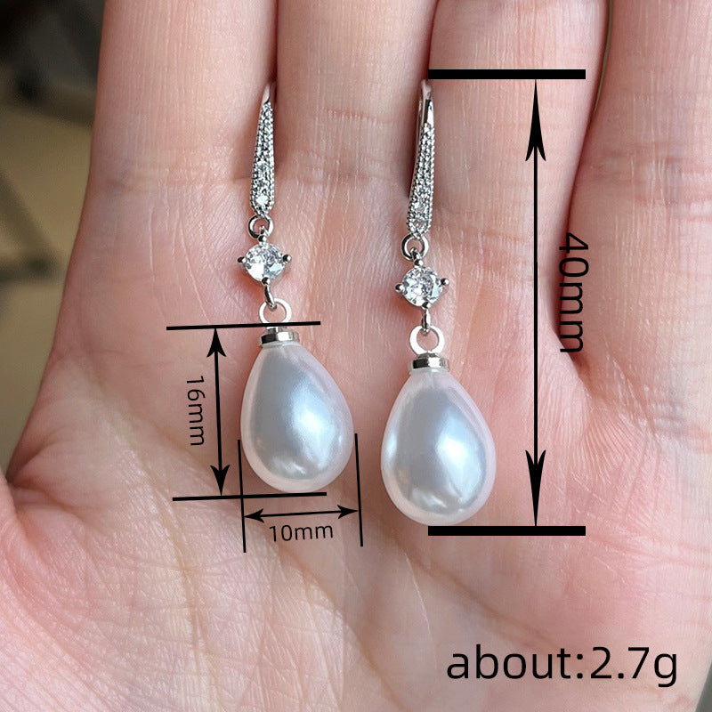 Charming Pearl Earring for Any Occasion