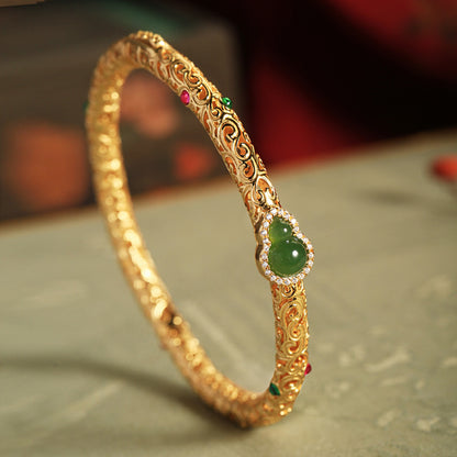 Beautiful Gold Bracelet with Unique Style