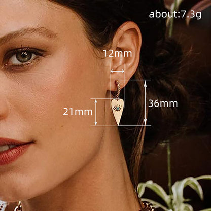 Charming Earring for Any Occasion