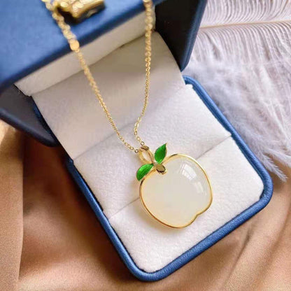 Beautiful Gold Necklace with Unique Style