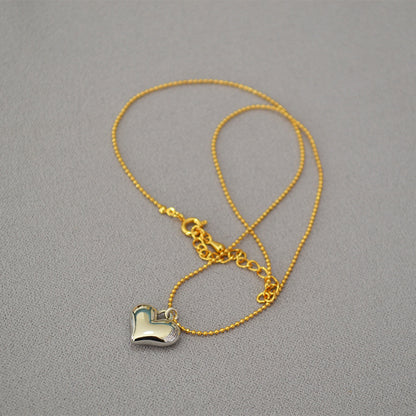 Classic Gold Necklace with Timeless Appeal