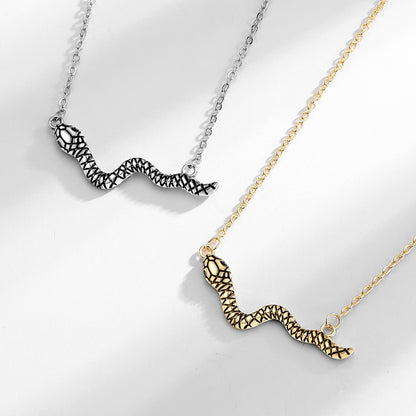Classic Silver Necklace with Timeless Appeal