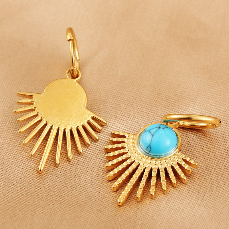 Romantic Gold Earring for Special Moments