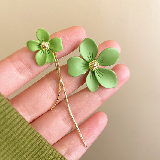 Romantic Earring for Special Moments