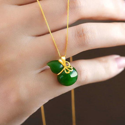 Elegant Gold Necklace for Every Occasion