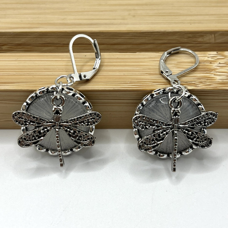 Charming Earring for Any Occasion