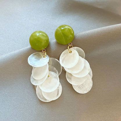 Charming Earring for Any Occasion