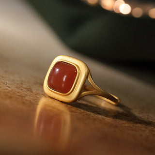 Charming Gold Ring for Any Occasion