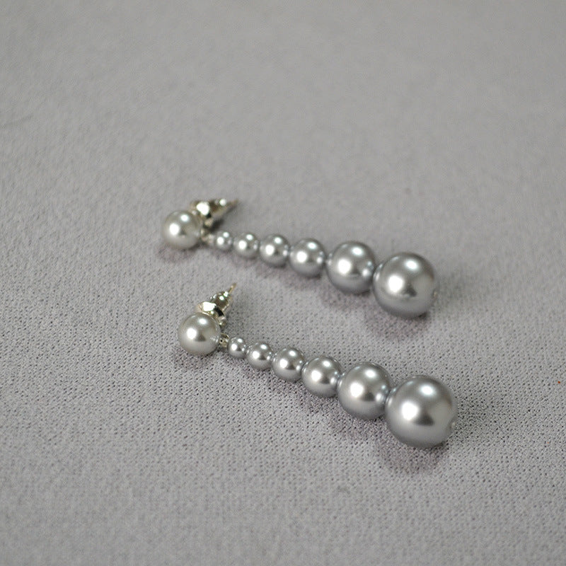 Romantic Silver Earring for Special Moments