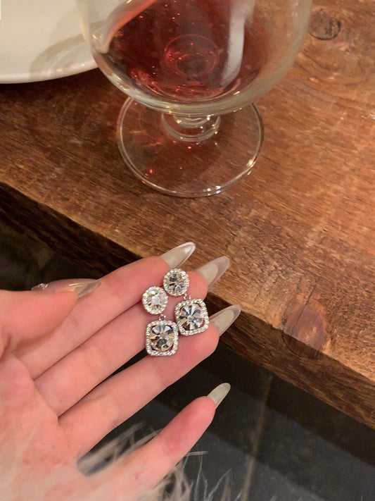 Romantic Earring for Special Moments
