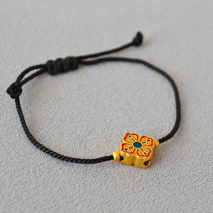 Charming Gold Bracelet for Any Occasion