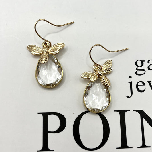 Charming Earring for Any Occasion