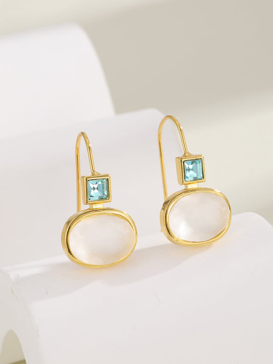 Charming Earring for Any Occasion