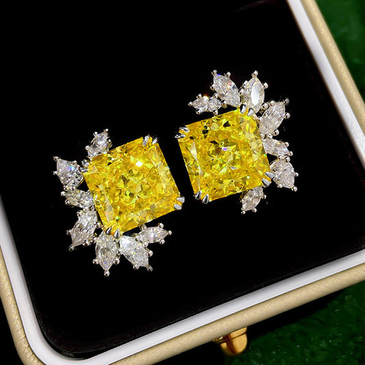 Vintage Handmade Earring