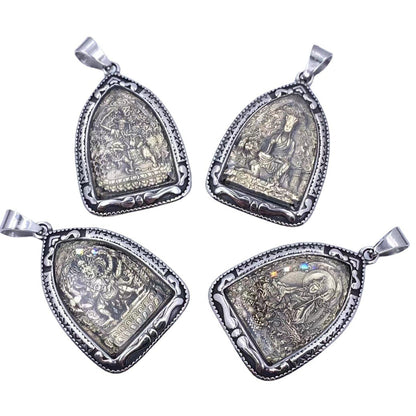 Beautiful Pendant with Unique Style
