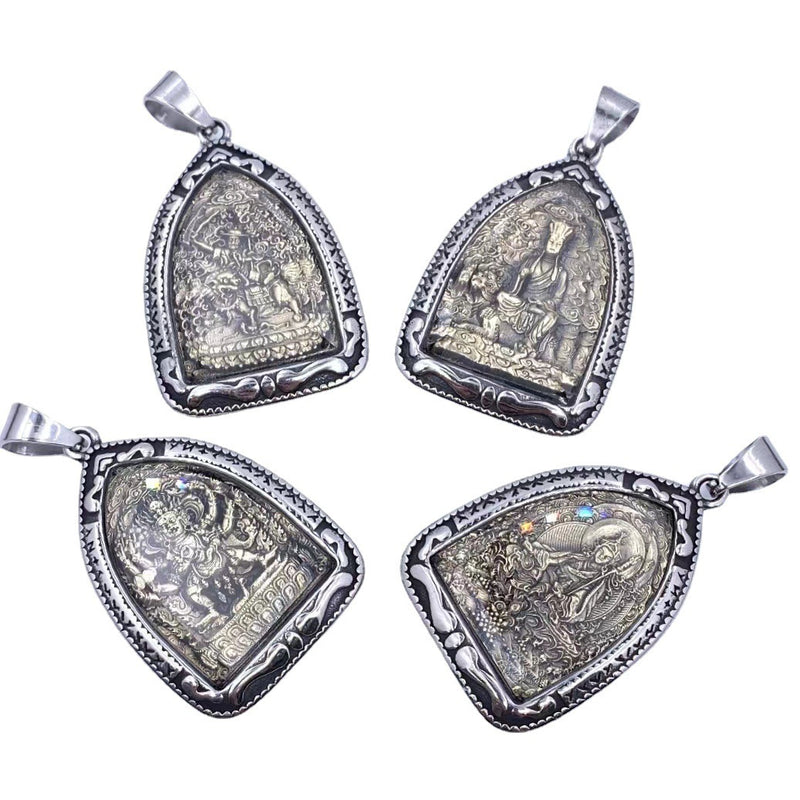 Beautiful Pendant with Unique Style