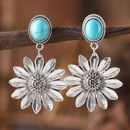 Charming Earring for Any Occasion