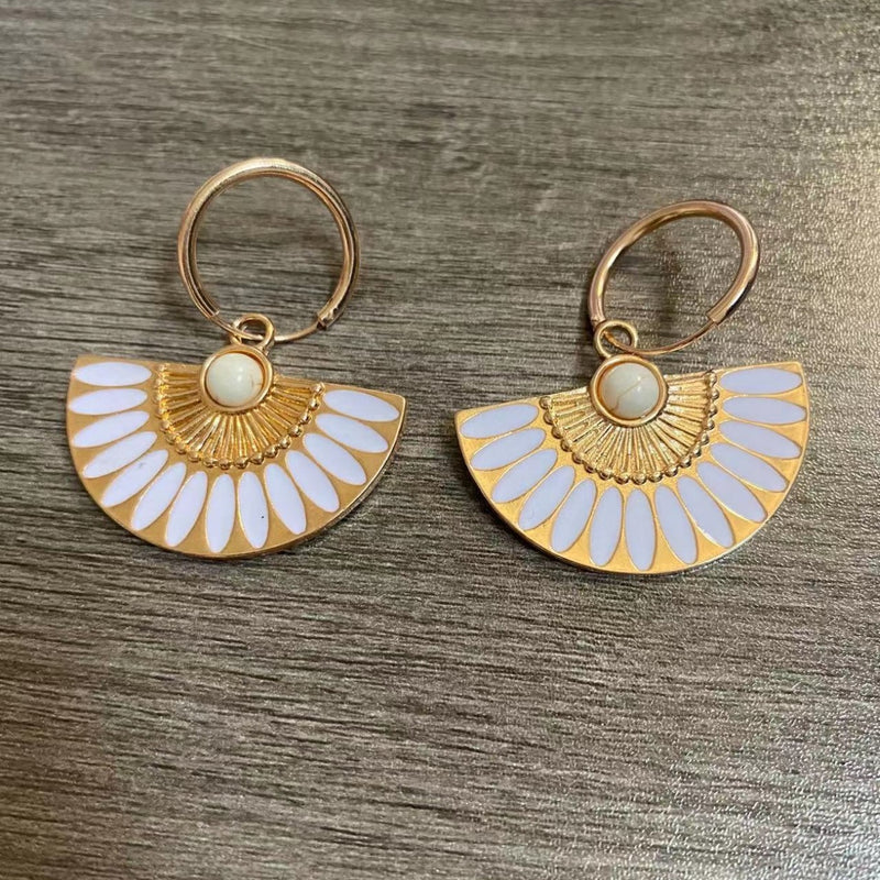 Stunning Earring for Daily Wear