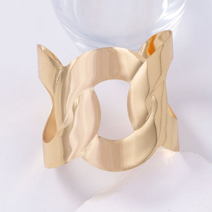 Beautiful Bracelet with Unique Style