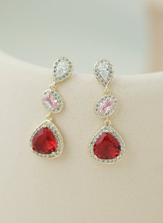 Charming Earring for Any Occasion