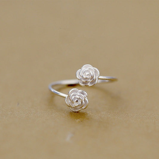 Charming Gold Ring for Any Occasion