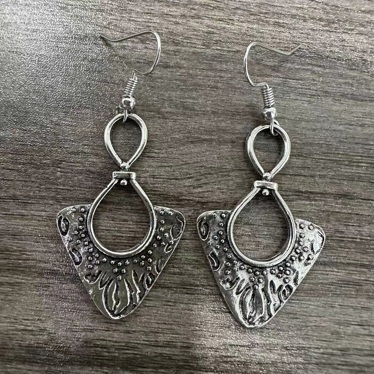 Stunning Earring for Daily Wear
