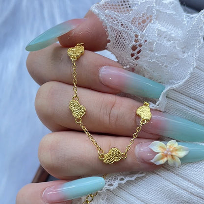 Classic Gold Bracelet with Timeless Appeal