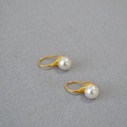 Stunning Pearl Earring for Daily Wear