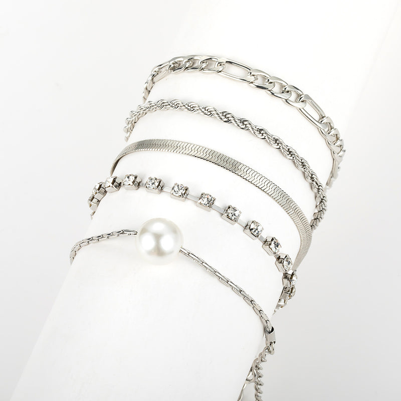 Stunning Pearl Bracelet for Daily Wear