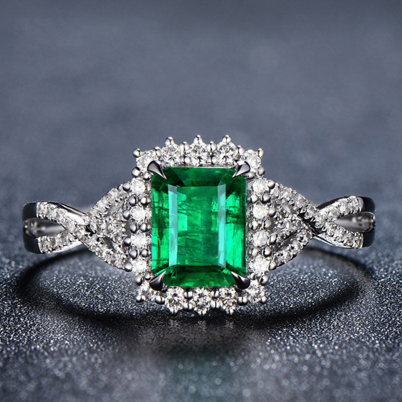 Romantic Gold Ring for Special Moments
