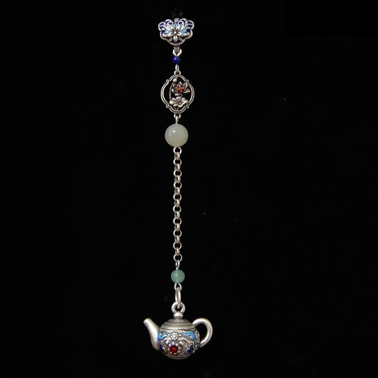 Beautiful Silver Pendant with Unique Style