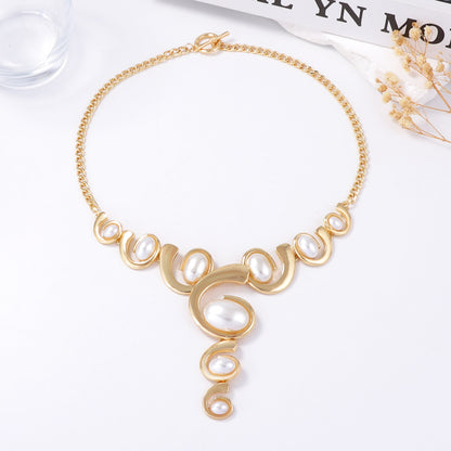 Charming Pearl Necklace for Any Occasion