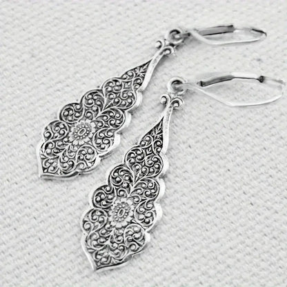 Beautiful Necklace with Unique Style